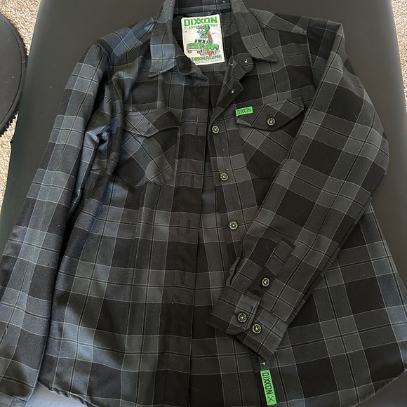 Dixxon Women’s Adrenaline Flannel - Picture 2 of 3